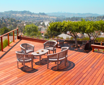 LA Decks